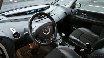 Renault Espace 2.0T benzín 125kW Automat - 11