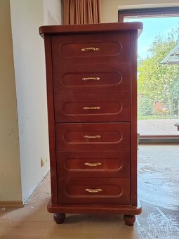 Obývací stěna, jídelní stůl, konferenční stolek - 11