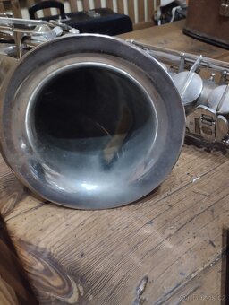 Starší saxofon Classic super Amati kraslice - 11