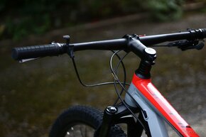 CTM Rascal 2.0 matná šedá/červená 27.5" - M/17“ - 11