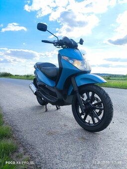 Piaggio Beverly 200 - 11