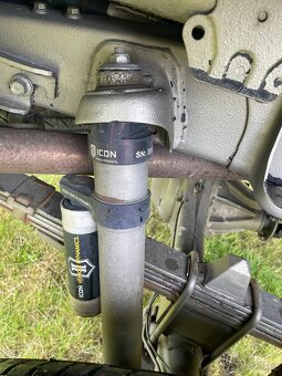 TOYOTA TUNDRA 5.7 CREWMAX Raptor - 11