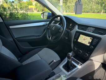 Škoda Octavia je 3 G-Tec - 11