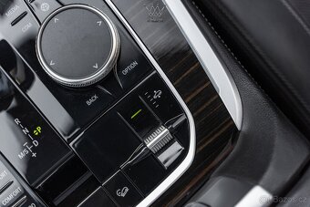 BMW X7 xDrive 40d Individual Alcantara Vzduch DPH - 11