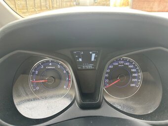ix20 1,6i / 91kW MY16 Komfort - 11