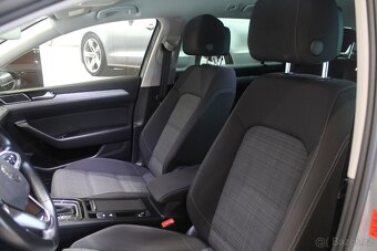 VW Passat B8 2.0TDI DSG Facelift Dispaly LED Tažné DPH - 11
