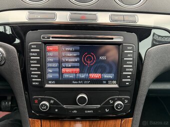 Ford S-MAX 2,2 TDCi 147kW ACC, Xenon, Navi - 11