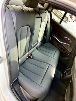 BMW 330i 190KW NOVÁ STK, 29.612KM, KŮŽE, NAVI - 11