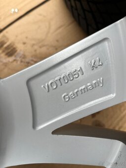 Prodám sadu alu kol originál vw, na golf 7  R16 - 11