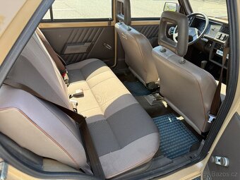 ŠKODA FAVORIT 135L rok 1990 - 1.majitel - Garážováno - STAV - 11