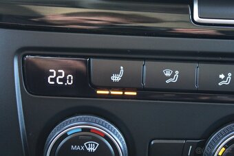 Volkswagen Sharan 2,0 TDI HIGHLINE,DSG,TAŽNÉ,2017 - 11