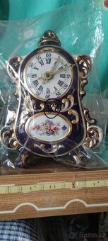 Starožitné porcelánové hodiny - 11