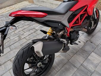 Ducati Hypermotard 939 - 11