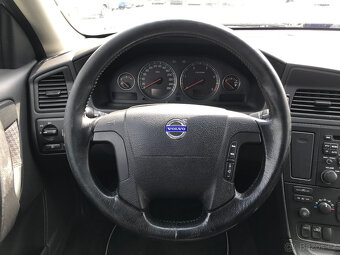 Volvo V70 2,4 D Momentum, rozvody a servis, alternátor. - 11
