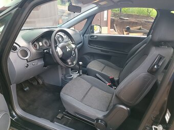 Mitsubishi Colt 1.1i 55KW  2009 Nová STK - 11