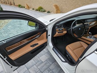 BMW Řada 7, BMW 740i F01 N55 87.000km - 11