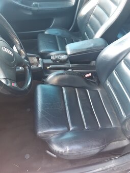 Audi S4 A4 combi B5 sedadla interiér sedačky - 11