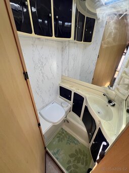 Obytný karavan TEC,palandy,5 os, 1200 kg - 11
