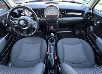 Mini ONE 1.6 16V R56,2012,najeto 122 000km,KRÁSNÝ STAV - 11