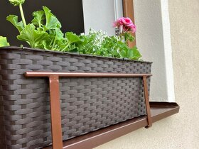 Zábrana truhlíků BV - držák bez vrtání - 11