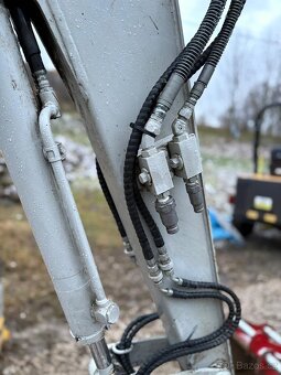 Prodám pásový bagr Takeuchi TB240 POWERTILT - 11