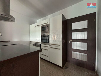 Pronájem bytu 4+kk, 99 m², Lovosice, ul. Osvoboditelů - 11