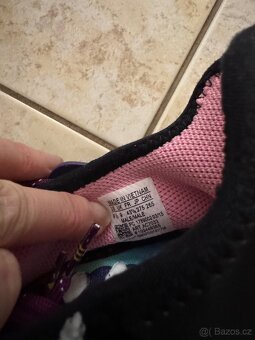 Tenisky adidas Pharrel Williams 43 1/2 - 11