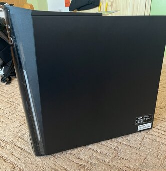 Acer Aspire TC-780 i5 7400/ 8GB RAM / 256 GB SSD / GTX 745 - 11