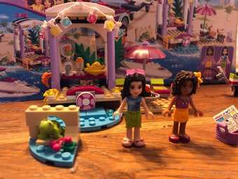 LEGO 41316- Andrein vůz s přívěsem pro člun - 11