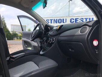 Hyundai i10, 1.1i 49 KW,KLIMA,STAV,CENA.. - 11