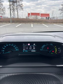Peugeot 208 e - 11