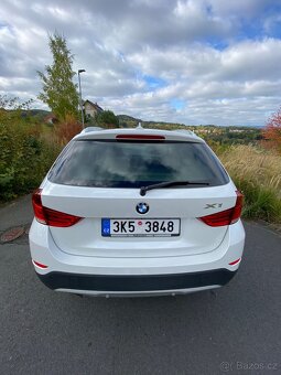 BMW X1 stav nového vozu, najeto jen 25 000km - 11