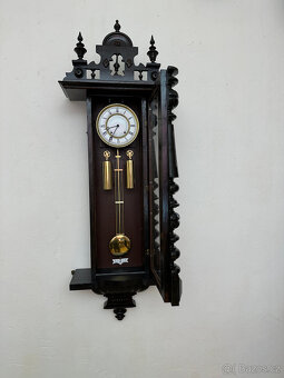 Pendlové hodiny zn. Hermle - 11
