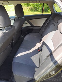 Prodám Toyota Avensis Combi 2.0D 2/2019 - 11