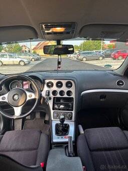 ALFA ROMEO 159 2,4jtdm 147kw 2007rv - 11