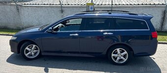 Honda Accord kombi - 11