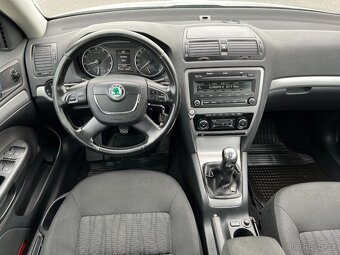Škoda Octavia II 1.8 TSi 118kw ČR TOP VÝBAVA - 11