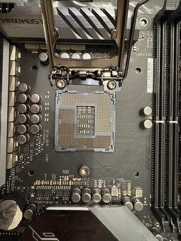 Základní deska ASUS Maximus XI GENE - 11