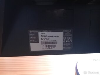 LCD monitor Gateway MW19V – 19", 1440x900, repro, DVI+VGA - 11