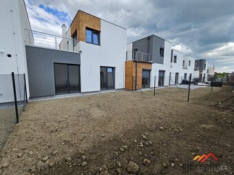 Prodej novostavby 3+kk, 107 m2, poz. 193 m2, Praha 9 - Jahod - 11
