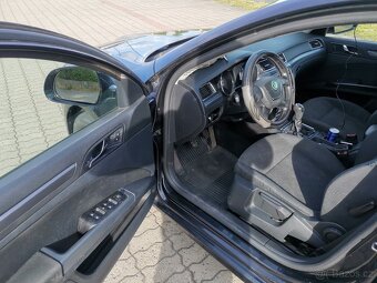 Prodám Škoda Superb 2,0 Tdi 103kw,rok výroby 2011,Top stav - 11