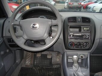 Mazda 323 F 1.3 i - 11