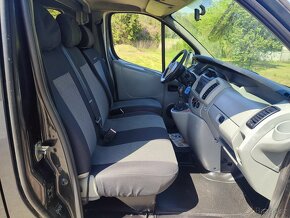 Opel Vivaro 1.9 DCi klima tažné 3místa - 11