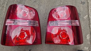 vw touran 2010- nepoškozené tapecírunky na dveře, velmi - 11