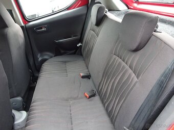 Nissan Pixo 1,0 i - 11