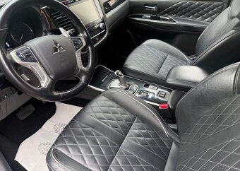 Mitsubishi Outlander 2,4 PHEV Top 4WD odpočet DPH benzín - 11
