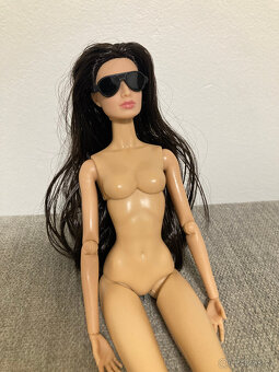 Barbie Mizi Integrity Toys modelka RŮZNÉ - 11