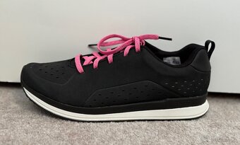 Damska cyklisticka obuv zn.Shimano - vel.40 - 11