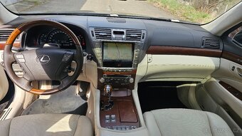 Lexus LS 600hL LONG | Executive VIP - 11
