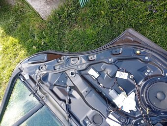 MERCEDES ML W164 DVEŘE P.P. A P.Z., PRAVÉ PŘEDNÍ A PRAVÉ ZAD - 11